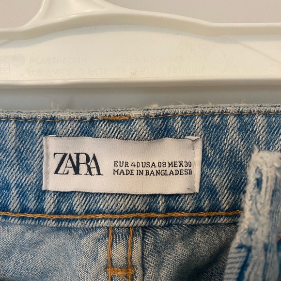 Zara ripped jeans - Picture 3 of 3